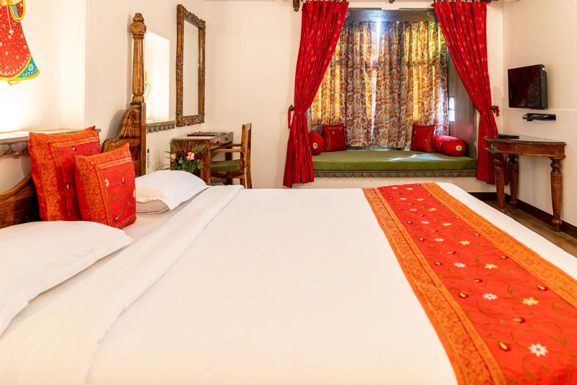 Udaigarh - Udaipur Hotel Luaran gambar
