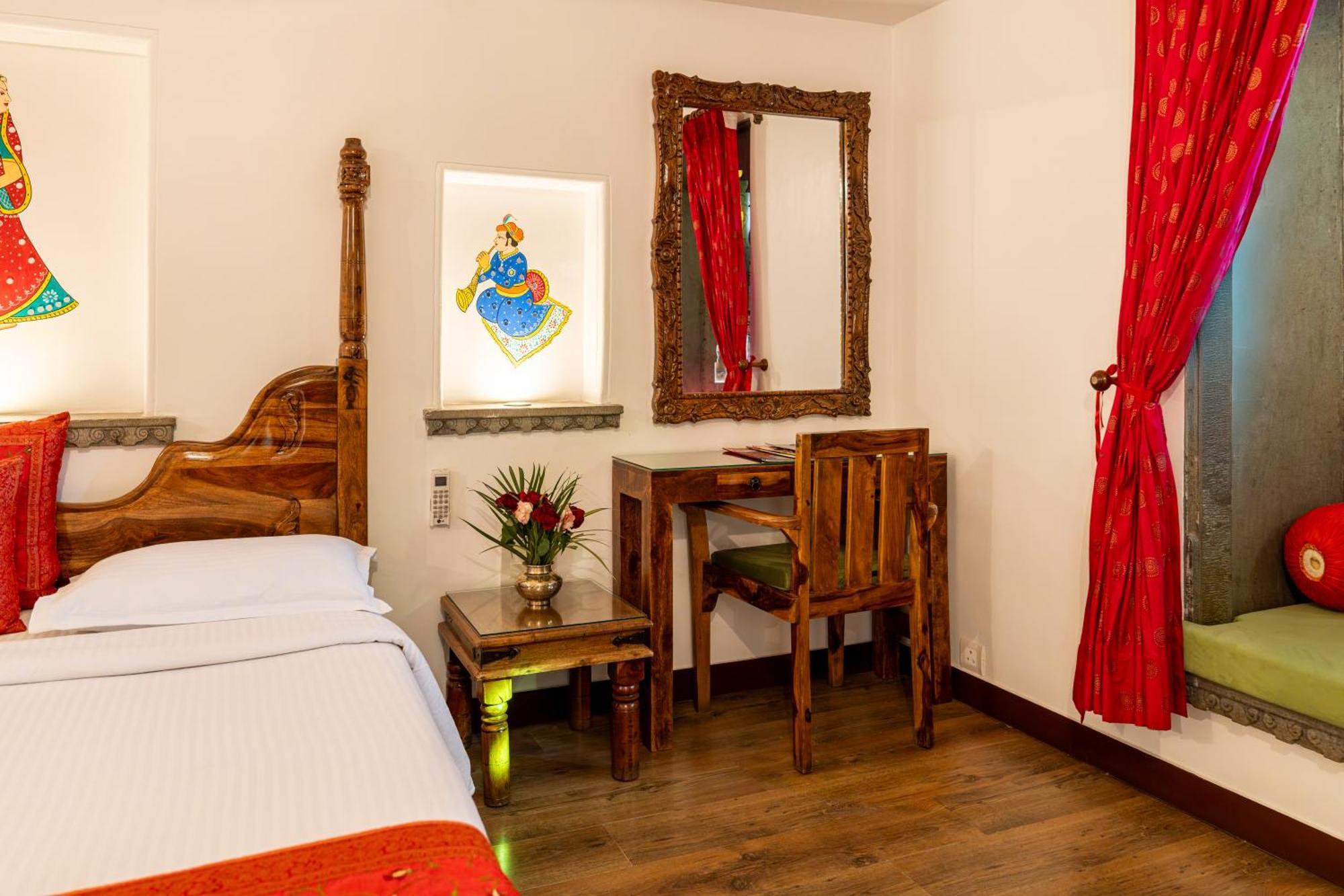 Udaigarh - Udaipur Hotel Luaran gambar